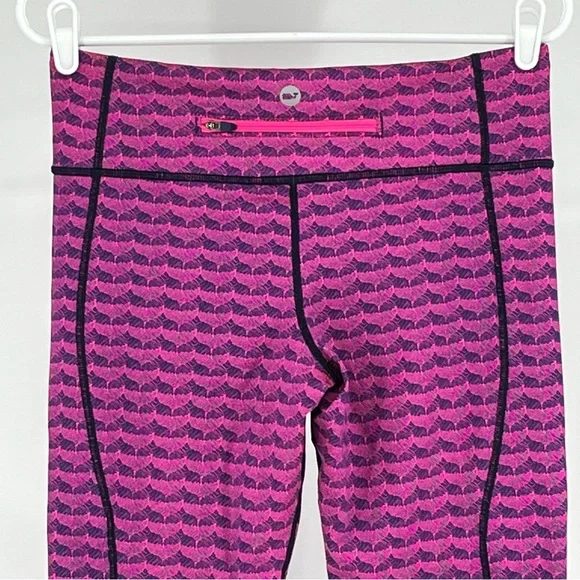 VINEYARD VINES ETCHED WHALE TAIL PERFORMANCE LEGGINGS PINK BLUE MEDIUM - Picture 5 of 8
